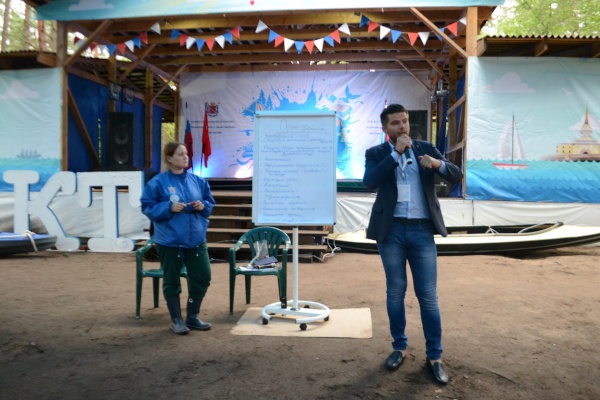 Пресс-тур на XIV Слёт лидеров волонтерских движений Санкт‑Петербурга, посвященный разработке антинаркотических проектов