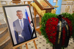 В Петербурге простились с бывшим вице-губернатором Анатолием Повелием