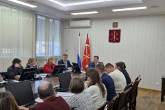 Глава администрации Московского района провел районный штаб по благоустройству