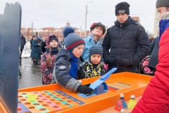 Масленичные гуляния прошли в парке Интернационалистов Фрунзенского района