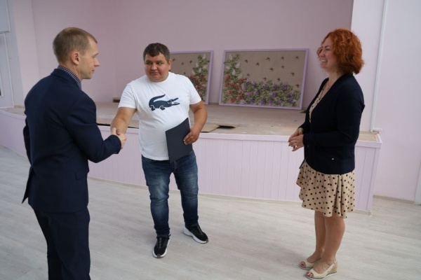 В 413 школе Петродворцового района завершается ремонт пищеблока и обеденного зала