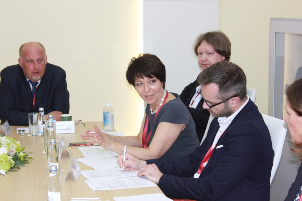 На ПМЭФ обсудили возможности государственной поддержки туризма