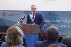 Органы власти Петербурга переходят на бережливое управление
