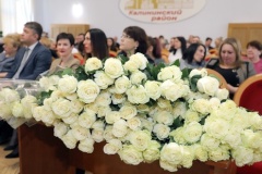 В администрации Калининского района поздравили сотрудников ЖКХ