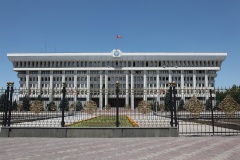 Киргизия познакомилась с лучшими кадровыми практиками Смольного 
