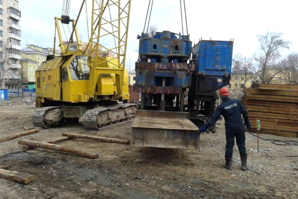 Ведутся работы на строительной площадке ЖК «Охта-Модерн»