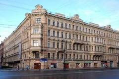 Дом, построенный архитектором Павлом Сюзором на углу Невского проспекта и Пушкинской улицы, признан памятником регионального значения