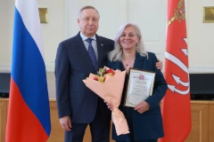 Два специалиста сферы социальной защиты населения Кировского района получили заслуженные награды от губернатора Санкт‑Петербурга