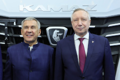 Губернатор Александр Беглов и глава Татарстана Рустам Минниханов обсудили сотрудничество в сферах энергетики, промышленности и здравоохранения