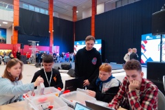 В Московском районе продолжает работу образовательный проект «Любовь и роботы»!