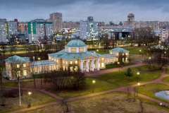 Александр Беглов: Масштабная реконструкция освещения сделала комфортным и безопасным парк Александрино