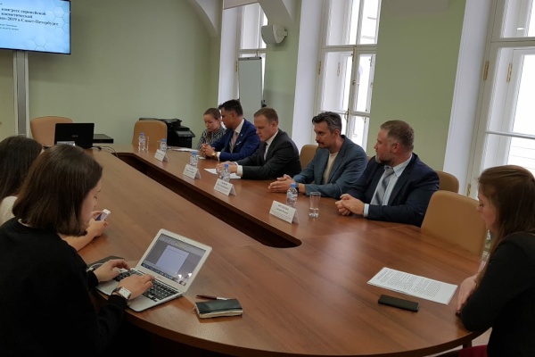 Пресс-конференция, посвященная XVI Ежегодному конгрессу европейского общества косметической стоматологии