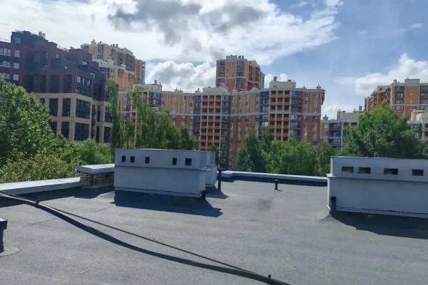 Работы по капитальному ремонту кровли в срок