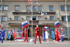 В районе прошла церемония ко Дню Государственного флага России