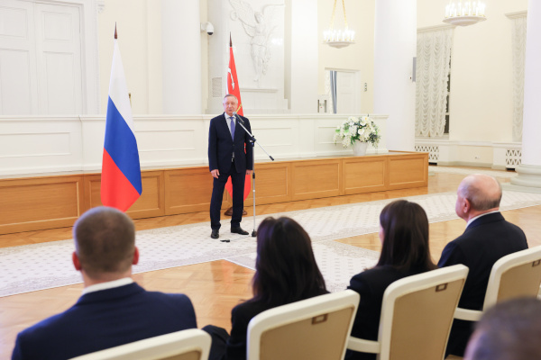 Александр Беглов вручил почётные награды спортсменам, тренерам и работникам сферы физической культуры и спорта Петербурга