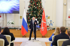 Александр Беглов вручил награды лучшим работникам инженерно‑энергетического комплекса