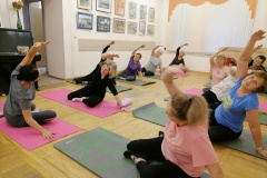 «Спорт – норма жизни: для представителей серебряного возраста прошел мастер-класс по стрейтчингу