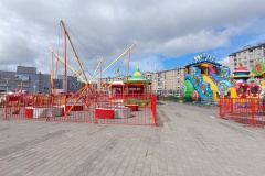 В Славянке открылись сезонные аттракционы