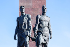 Александр Беглов: Петербург увековечивает память героев Великой Отечественной войны и героев специальной военной операции