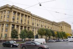 «Здание института «ЛенНИИпроект» и жилой дом» на Троицкой площади признано памятником регионального значения