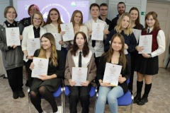 Учащиеся Кировского района стали лауреатами городского конкурса для медиаторов-ровесников «Мастер ПЕРЕГОВОРОВ»