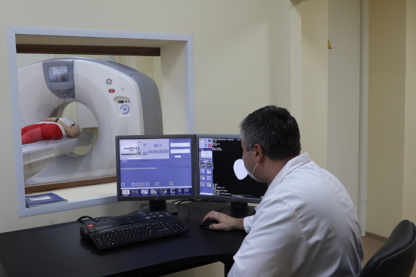 Новый томограф в Пушкине способен выявлять новообразования размером до 1 миллиметра