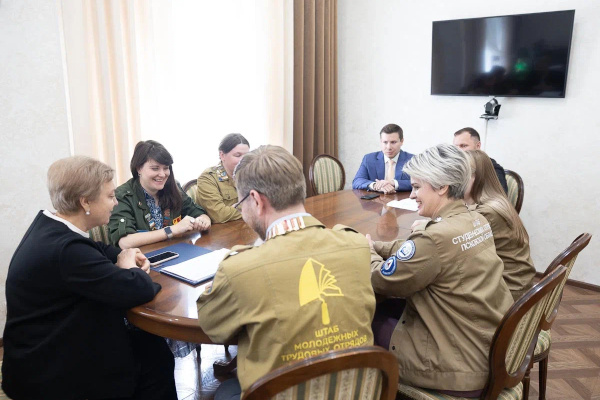 Руководители студенческих отрядов Санкт‑Петербурга обсудили развитие движения на совещании в Пскове