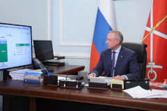 Александр Беглов: Дополнительные доходы от высоких темпов развития экономики направим на социальную поддержку петербуржцев