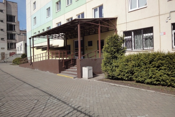 В Невском районе продолжаются работы по благоустройству в рамках общегородского весеннего месячника