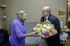 Глава района Виктор Полунин поздравил со 100-летним юбилеем жительницу нашего района