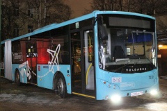 Новые автобусы для обслуживания пассажиров Пулково и «умные» трамваи для центра города – в Петербурге презентовали новую пассажирскую технику