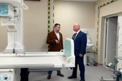 Глава района проверил ход подготовки к открытию новой взрослой поликлиники
