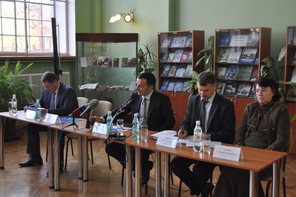 Пресс-конференция для представителей СМИ по итогам эксперимента по замене дворников мигрантов на российских граждан