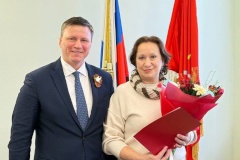 Почётной грамотой администрации отмечены три медицинских сестры Петродворцового района