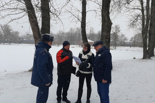 В Петербурге начались проверки соблюдения запрета выхода на лёд