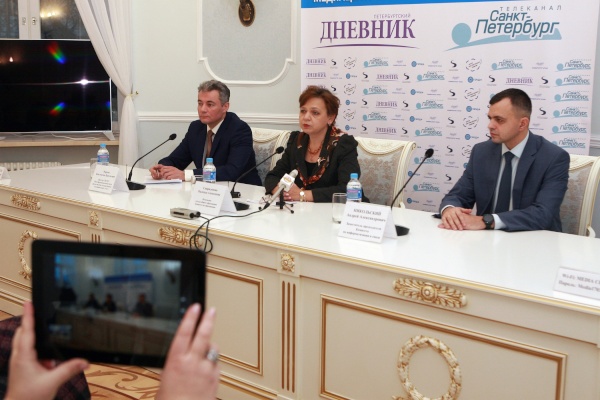 Пресс-конференция, посвященная записи детей в первые классы школ