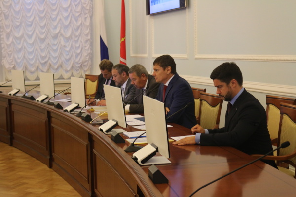В Смольном обсудили перечень мероприятий для развития строительной отрасли в Петербурге