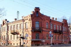 В уходящем году КГИОП издано 87 распоряжений о присвоении объектам статуса памятников регионального значения