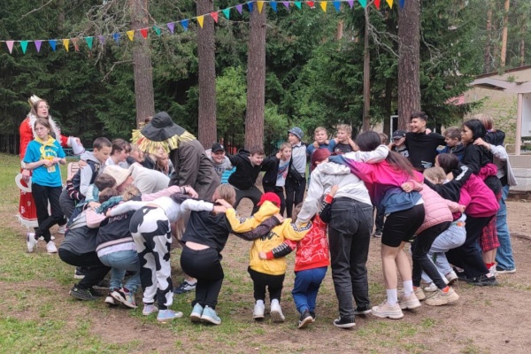 Администрация района проверила условия в ДСОЛ "Балтийская звезда"