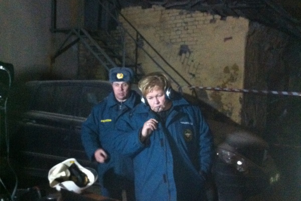 Глава района приняла участие в ликвидации аварийного здания