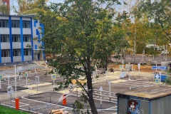 На Озерковой улице продолжается строительство Детско-юношеского центра «Петергоф»