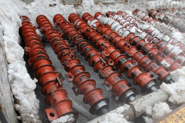 Более 500 тыс. кубометров снега приняли «снежные» пункты города