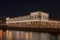 Завершена архитектурно-художественная подсветка здания Центрального военно-морского музея