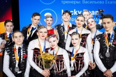 Успехи петербургских спортсменов на чемпионате и первенстве России по акробатическому рок-н-роллу