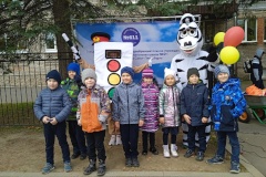 Ученики 611 школы повторили ПДД