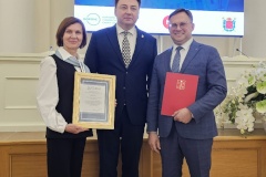 Команда 567 школы Петродворцового района стала победителем в номинации «Лучшая кадровая технология оценки персонала»