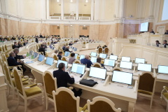 Депутаты приняли в целом законопроект о сохранении в 2024 году налоговых ставок на имущество