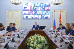 Губернатор Александр Беглов провёл в Смольном заседание антитеррористической комиссии