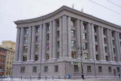 Завершилась реставрация фасадов здания Академии лёгкой промышленности им. Кирова на Суворовском проспекте