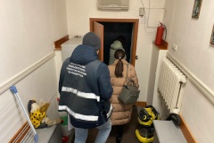 В центре Петербурга проводится информирование пользователей незаконно занятого объекта нежилого фонда о необходимости освободить городское имущество в добровольном порядке